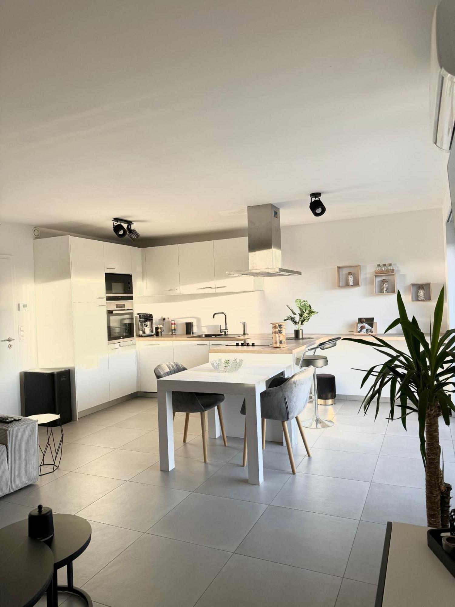 Liege Luxe & Jacuzzi Sous Les Etoiles Apartman Saint-Nicolas  Kültér fotó